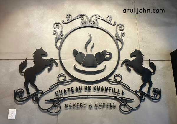 Chateau de Chantilly logo